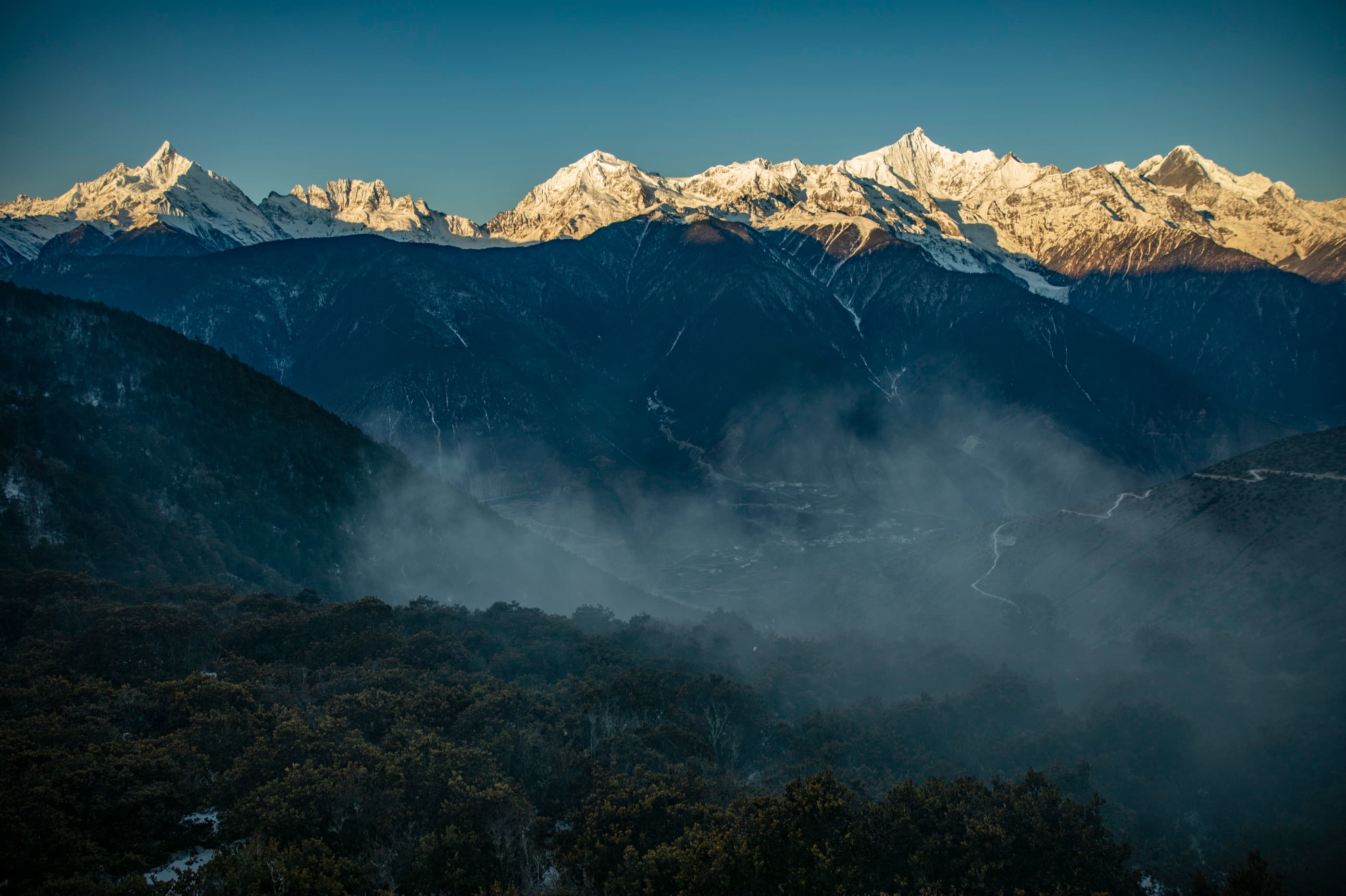 Eagle Trek — Helicopter Journey to the Sacred Mountains 5N6D