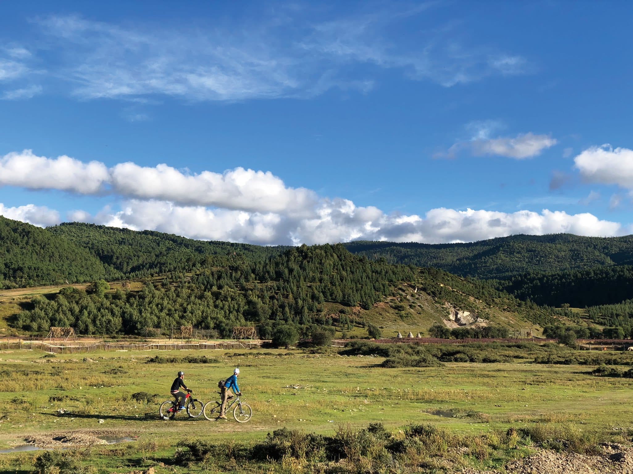 Outdoor Biking Tour from Songtsam Linka Shangri-la